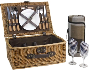 Picnic basket gift idea for fathers day gift for any dad